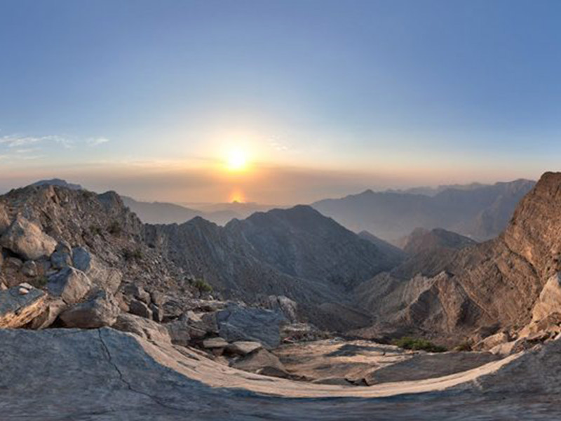 أكاديمية البقاء على قيد الحياة في البراري... مشروع جديد برأس الخيمة لمحبي المغامرة والتحدي